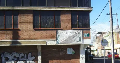 CLINICA DE ROPA EL REY CLINICA DE ROPA EL REY